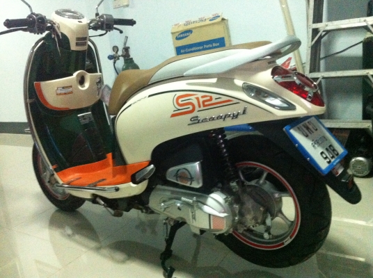 ต้องการขาย มอเตอร์ไซ HONDA Scoopy-i
