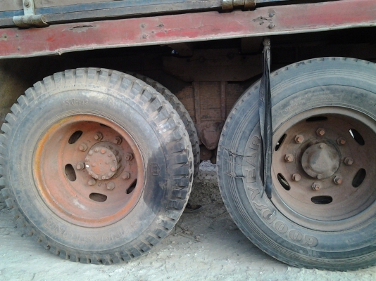 ISUZU   หัวยาวเครื่อง  6BG1  เครื่อง175แรงม้า10ล้อเพลาเดียว