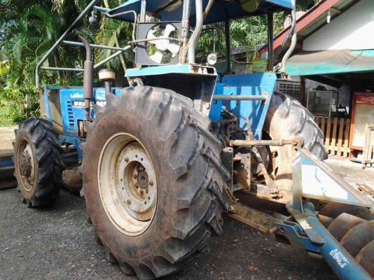 ขายรถไถ FORD 8066S 2 เพลา 7 จาน ใบมีดดันหน้า ไม่มีเอกสาร ราคา 380000