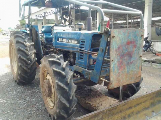 ขายรถไถ FORD 8066S 2 เพลา 7 จาน ใบมีดดันหน้า ไม่มีเอกสาร ราคา 380000