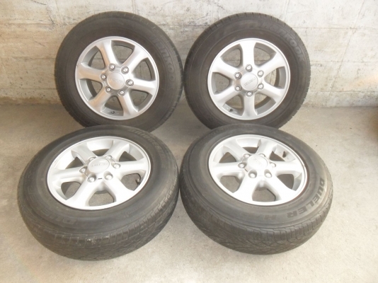 ล้อแม็ก 16นิ้ว 6รู อีซูซุ พร้อมยาง215/70R16 สวยๆ 4 ล้อ ราคา 6700 บาท