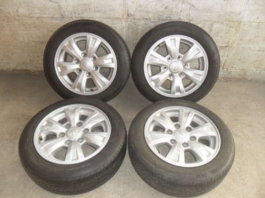 ล้อแม็ก 16นิ้ว 6รู ไทรตั้น พร้อมยาง 205/55R16 สวยๆ 4 ล้อ ราคา 6700 บาท