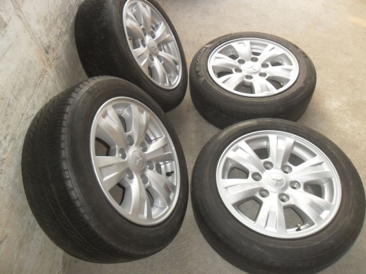 ล้อแม็ก 16นิ้ว 6รู ไทรตั้น พร้อมยาง 205/55R16 สวยๆ 4 ล้อ ราคา 6700 บาท