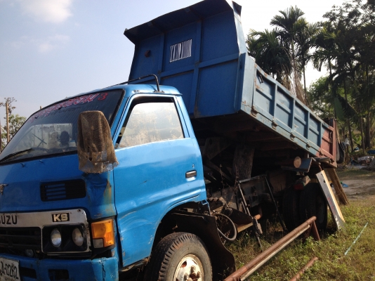 แบคโฮ PC 100-5 + รถดั้มพ์ 6 ล้อ ISUZU NPR 120+ ISUZU BB6