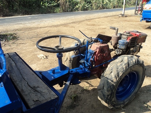 มาใหม่แล้วครับ รอไม่กีวันก็เสร็จ ให้ผมเช็คให้ก่อนครับ (เป็นเครื่องคูโบต๊า 95 HP มาใหม่แล้วครับ รอไม่กีวันก็เสร็จ ให้ผมเช็คให้ก่อนครับ (เป็นเครื่องคูโบต๊า 95 HP