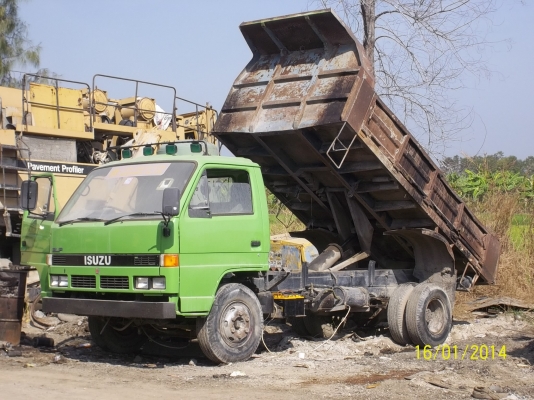 ขายรถ6ล้อดั้ม  JAANPR  59 LL  Fหลัง  เกียร์สั้น เครื่องดีคัชซีสวย เอกสารพร้อมโอน