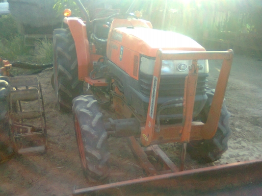 ขายรถไถ KUBOTA L 45 4WD สภาพพร้อมใช้งาน