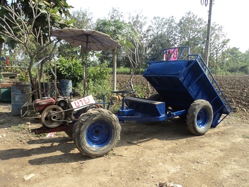 ขายรถอีแต๋นเอวอ่อนดั้มได้นะ ใช้ปั้มน้ำก็ดี้ ใช้บรรทุกน้ำฉีดยาก็ดี ใช้บรรทุกพืชผลทางกาลเกษตก็ได้