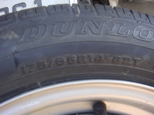 ขายยางอะไหล่ติดรถวีออสขอบ 14 Dunlop Japan