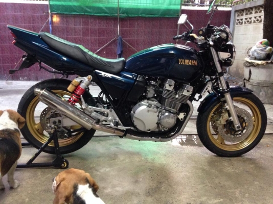 XJR 400 ปี 2000 โฉมนกแก้ว สภาพนางฟ้าชัดๆ XJR 400 ปี 2000 โฉมนกแก้ว สภาพนางฟ้าชัดๆ