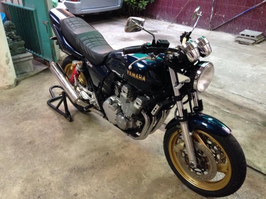 XJR 400 ปี 2000 โฉมนกแก้ว สภาพนางฟ้าชัดๆ XJR 400 ปี 2000 โฉมนกแก้ว สภาพนางฟ้าชัดๆ