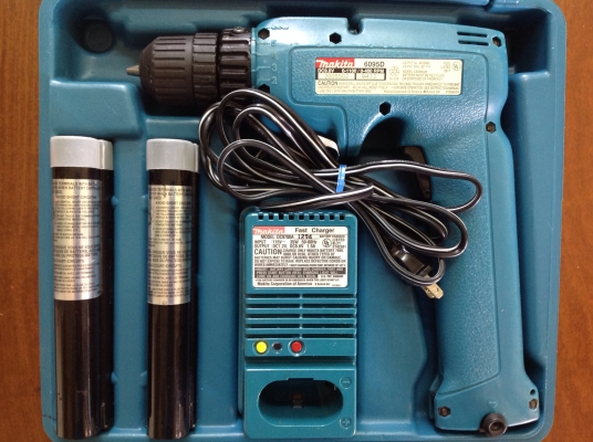 ขาย Makita Vintage 9.6V Cordless Drill 6095D