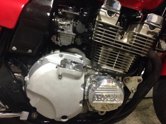 XJR 400 ปี2000 โฉมนกแก้ว อินวอย สพม แท้ๆ XJR 400 ปี2000 โฉมนกแก้ว อินวอย สพม แท้ๆ