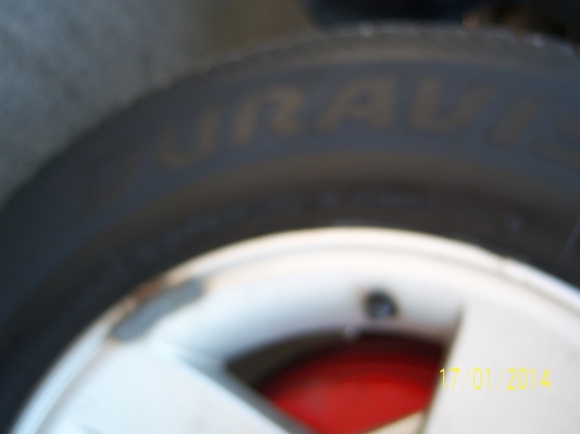 แม็กขอบ 15  6รู139 พร้อมยาง 215 70 15