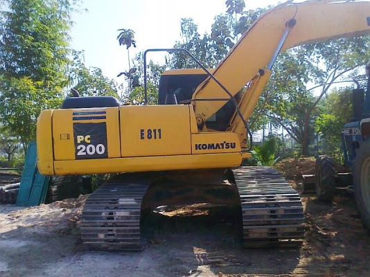 รถขุด KOMATSU PC200-7 รถสวย ระบบไฟฟ้าครบ ราคาต่อรองได้