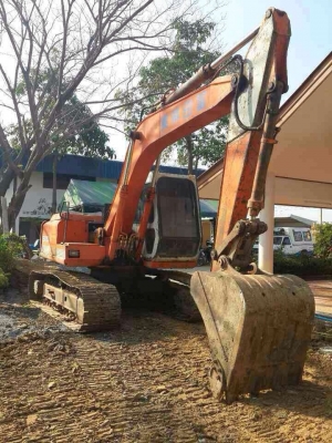 ขายรถแบ็คโฮ Hitachi ex100-1 เอกสารอินวอยซ์ แอร์พร้อม เครื่อง 4BD1 ช่วงล่างเต็มใบแทรค 60