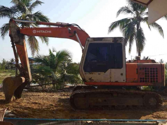 ขายรถแบ็คโฮ Hitachi ex100-1 เอกสารอินวอยซ์ แอร์พร้อม เครื่อง 4BD1 ช่วงล่างเต็มใบแทรค 60