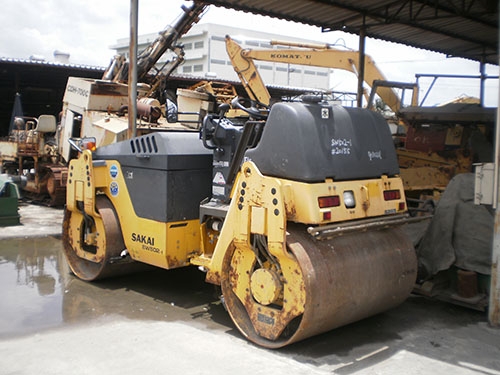 รถบด 5 ตัน Sakai SW502 ปี2007 สภาพนิ้ง พร้อมใช้งาน ชม.ต่ำ รถนอกแท้ 091 695-6445 รถบด 5 ตัน Sakai SW502 ปี2007 สภาพนิ้ง พร้อมใช้งาน ชม.ต่ำ รถนอกแท้ 091 695-6445
