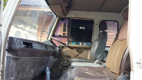 ขายรถบรรทุก MITSUBISHI - FUSO มิตซู ฟูโซ่ 6 ล้อ ติดเครน 3.5 ตัน T.082-8991113 ขายรถบรรทุก MITSUBISHI - FUSO มิตซู ฟูโซ่ 6 ล้อ ติดเครน 3.5 ตัน T.082-8991113