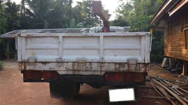 ขายรถบรรทุก MITSUBISHI - FUSO มิตซู ฟูโซ่ 6 ล้อ ติดเครน 3.5 ตัน T.082-8991113