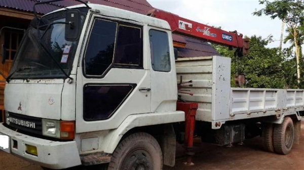 ขายรถบรรทุก MITSUBISHI - FUSO มิตซู ฟูโซ่ 6 ล้อ ติดเครน 3.5 ตัน T.082-8991113 ขายรถบรรทุก MITSUBISHI - FUSO มิตซู ฟูโซ่ 6 ล้อ ติดเครน 3.5 ตัน T.082-8991113
