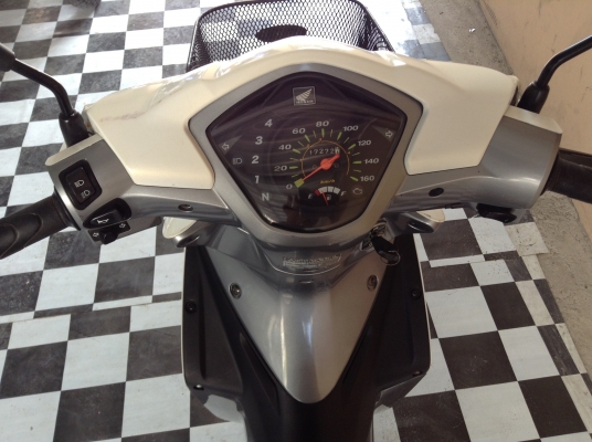 ขาย!!!ฮอนด้าเวฟ110ไอ สต๊าทมือ ปี53 รถเครื่องดีคับ มีเล่มทะเบียนครบ