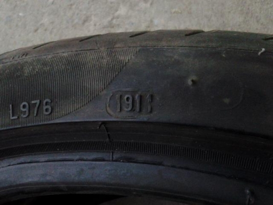 ขาย 285/30R19 pillare p zero ปี 11 สภาพแจ่มสุด