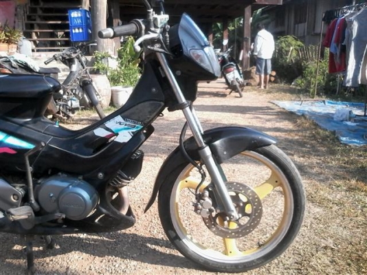 ขายโนวาเทน่าทะเบัยนพร้อมโอนภาษีพึ่งขาด รถเดิมเครื่องเดิมยังแน่นรถพร้อมใช้