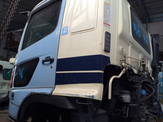 ขายหัวHino Mega นำเข้าจากญี่ปุ่นพร้อมเครื่อง Jo8c ตัดมาพร้อมคัซซี