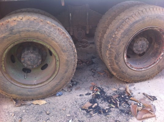 ISUZU FXZ เทเลอร์แมคโค เครื่อง 195 Turbo สภาพพร้อมใช้ เพราะใช้งานอยู่ ทะเบียนพร้อมโอน ราคาต่อรอง