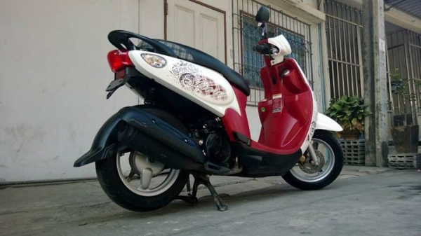 Fiore วิ่งน้อยแค่ 2000 กิโล สวยชุดสีเข้ม ขายถูกๆ ต่อรองได้เป็นพัน Fiore วิ่งน้อยแค่ 2000 กิโล สวยชุดสีเข้ม ขายถูกๆ ต่อรองได้เป็นพัน