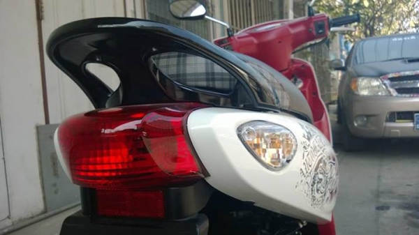 Fiore วิ่งน้อยแค่ 2000 กิโล สวยชุดสีเข้ม ขายถูกๆ ต่อรองได้เป็นพัน Fiore วิ่งน้อยแค่ 2000 กิโล สวยชุดสีเข้ม ขายถูกๆ ต่อรองได้เป็นพัน