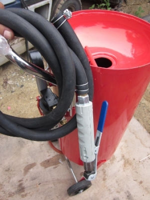 สินค้ามาใหม่แล้วครับ ราคาเท่าเดิม -เครื่องพ่นทราย / ยิงทราย แรงดัน CATZ (ของใหม่) ใช้ดี ลูกค้าบอกต่อๆกันมาครับ