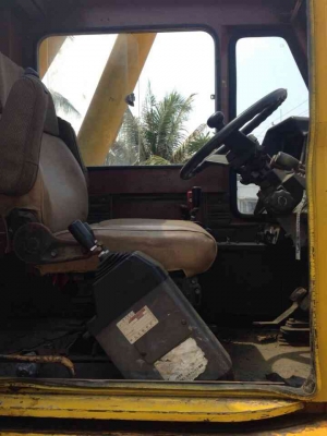 เครน8tพร้อมใช้งาน