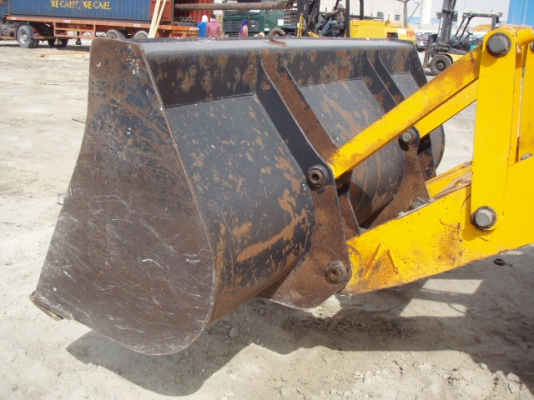 รถหน้าตักหลังขุด JCB 3CX ซีเรียล:SLP3CXTS3E0937504 ปี:2003 นำเข้า สินค้าพร้อมตรวจสภาพในเมืองไทยแล้ว