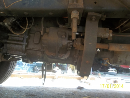 ขายเทรลเลอร์ Mitsu Fuso Fm527 เครื่อง 6d 190แรง 2เพลา เกียร์ Lo กลาง(เครนถอดไม่ขายนะคับ)