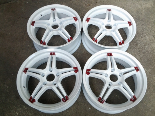 ขอบ17  lenso  สีขาว5ก้าน พร้อมยางปี11