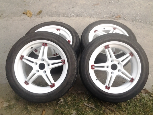 ขอบ17  lenso  สีขาว5ก้าน พร้อมยางปี11