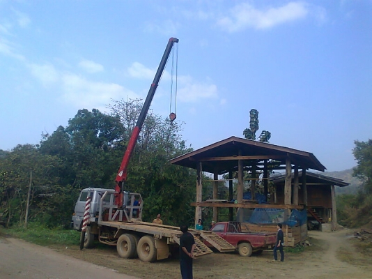 สิบล้อ ISUZU 3 ใบปัด เครื่อง V8 380 แรงม้า ติดเครน 5 ตัน ไม่เอาเครนลดให้อีกแสน. สิบล้อ ISUZU 3 ใบปัด เครื่อง V8 380 แรงม้า ติดเครน 5 ตัน ไม่เอาเครนลดให้อีกแสน.