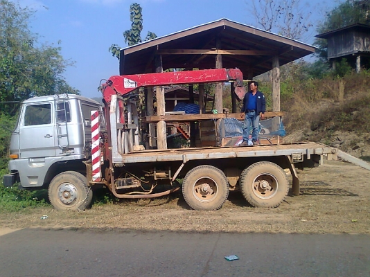 สิบล้อ ISUZU 3 ใบปัด เครื่อง V8 380 แรงม้า ติดเครน 5 ตัน ไม่เอาเครนลดให้อีกแสน. สิบล้อ ISUZU 3 ใบปัด เครื่อง V8 380 แรงม้า ติดเครน 5 ตัน ไม่เอาเครนลดให้อีกแสน.