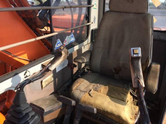 ขายรถแบคโฮ HITACHI EX90 นำเข้าจากญี่ปุ่น มีVDO ให้ชมครับ