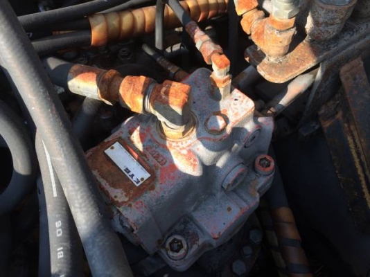 ขายรถแบคโฮ HITACHI EX90 นำเข้าจากญี่ปุ่น มีVDO ให้ชมครับ