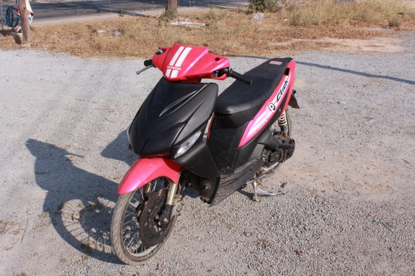 Honda Click 2549  ทบ.กค57 สุพรรณบุรี