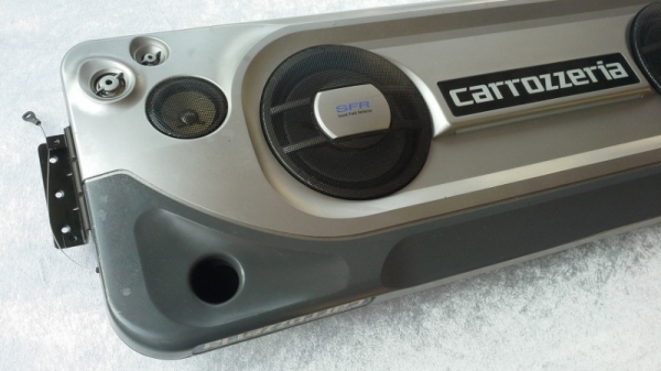 ลำโพงแผง Pioneer เสียงเบส กลาง แหลม จบได้ในตัวเดียว ลำโพงแผง Pioneer เสียงเบส กลาง แหลม จบได้ในตัวเดียว