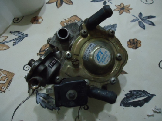 ขายหม้อต้มแก๊ส LPG ยี่ห้อ ENERGY REFORM ของนอก ขนาด140HP สภาพดี เพิ่งถอดออกจากรถยนต์ ราคา 1,200.- สนใจติดต่อ 093-9319456