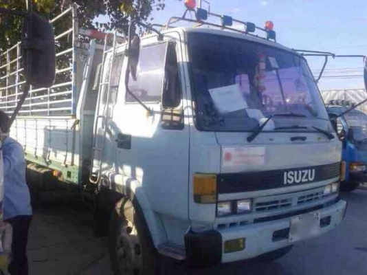 ขายหกล้อ Isuzu rocky เครื่อง 6BG1 - 175 แรง เครื่องส้ม กระบะยาว 5.5 เมตร ยาง 9.00 น็อต 6 ทะเบียนพร้อม