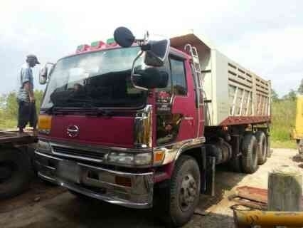 ขายรถบรรทุกสิบล้อดั๊มพ์ จ้าวอินทรีย์ วางหัว 3H เครื่อง JO8C turbo 260 แรง ทะเบียนพร้อม