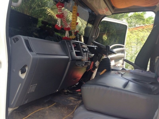 รถอีซูซุ 6 ล้อดั้ม 150 แรงม้า ปี 54 ( รถวิ่ง 9x,xxx กว่า กม. ) สนใจติดต่อ 081 - 6079515 รถอีซูซุ 6 ล้อดั้ม 150 แรงม้า ปี 54 ( รถวิ่ง 9x,xxx กว่า กม. ) สนใจติดต่อ 081 - 6079515