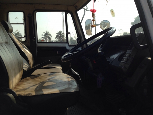 10ล้ออีซูซุROCKY/175HPยาว7ม. 10ล้ออีซูซุROCKY/175HPยาว7ม.