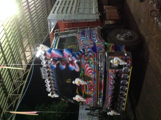 รถสวยทั้งคัน ยางใหม่10เส้น คันซีสีเดิมบริษัท ฮีโน่2K หัวแลบสีสวย ภาพในไม่ช้ำ เครื่องเดิมสวยมาก รถดั้ม ระบบลากพ่วงพร้อม